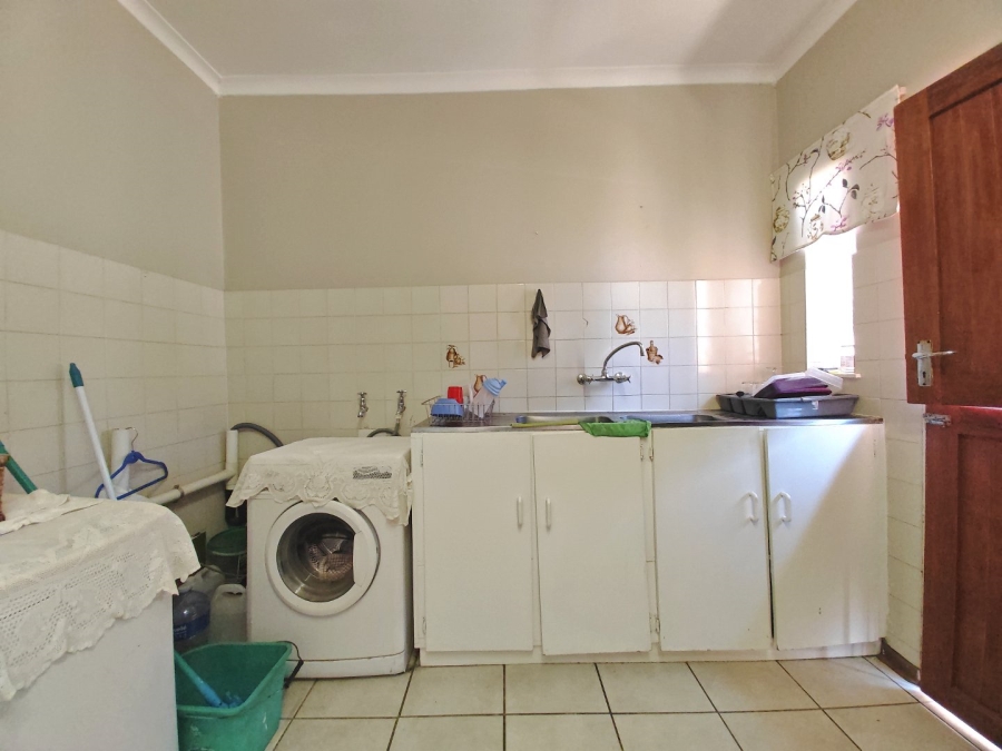 3 Bedroom Property for Sale in Langenhovenpark Free State